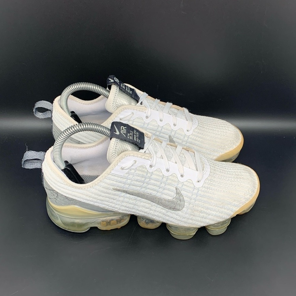 Nike Air VaporMax Flyknit 3 White Silver Running Shoes Youth Sz 5.5 Women's Sz 7